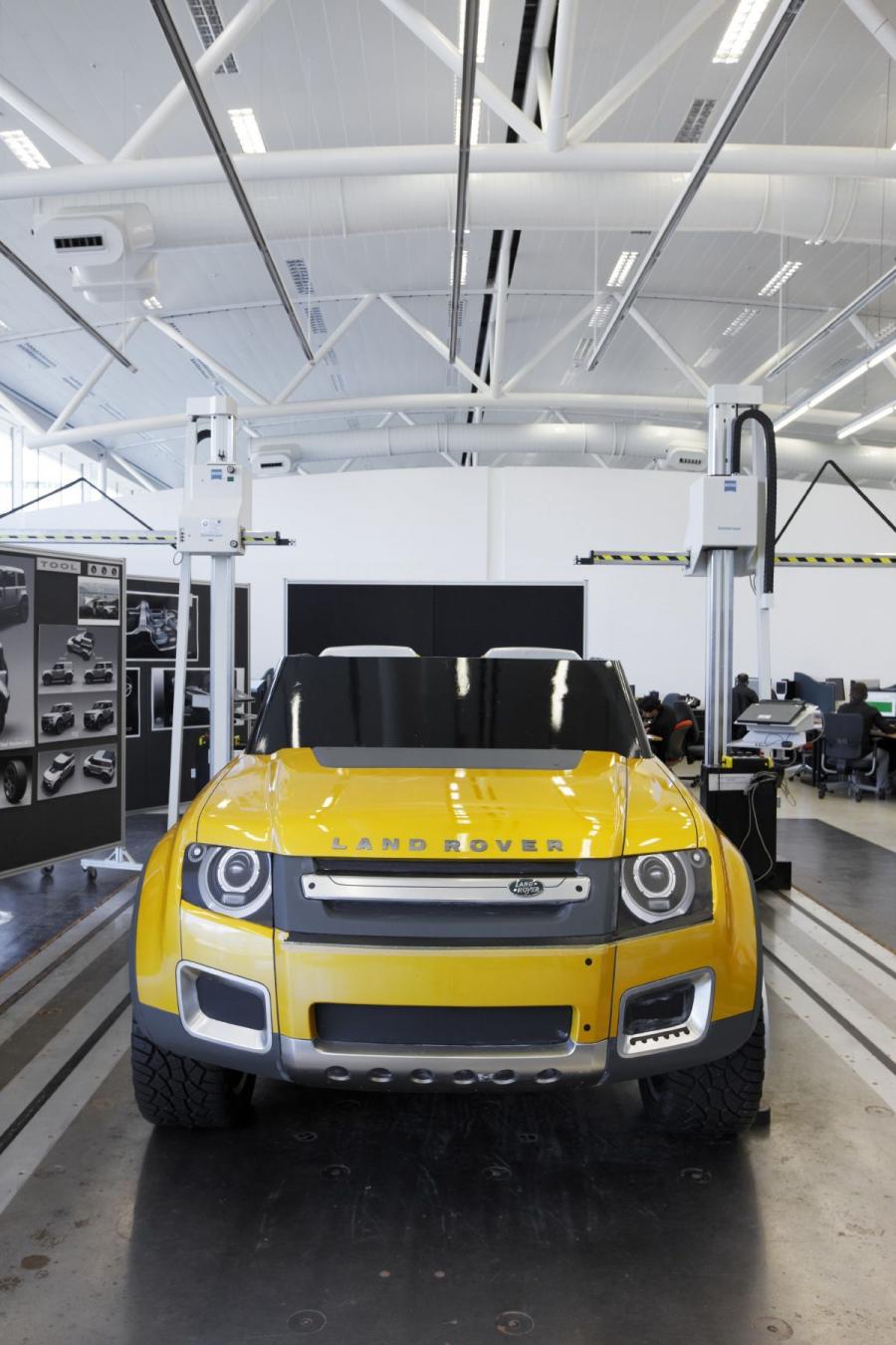  Land Rover DC100 Sport Concept 2011 года  (фото 14 из 52)